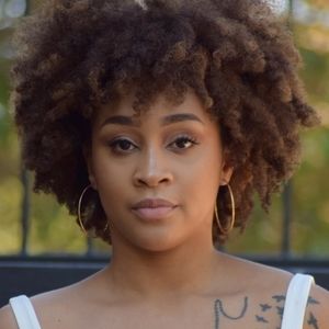 Meet your Posher, Ariel